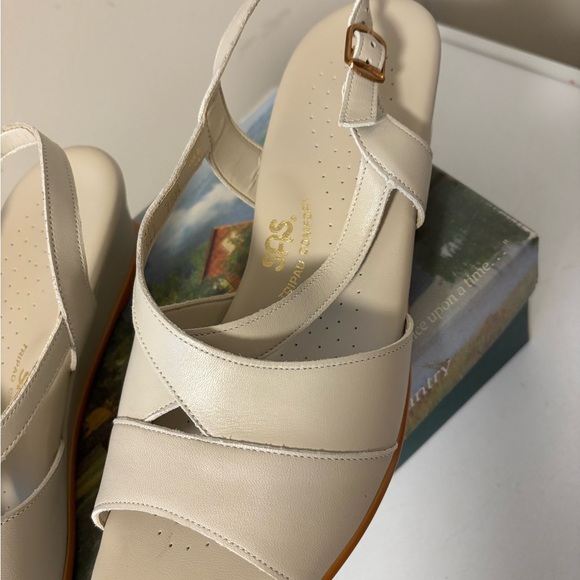 SAS Cream Wedge Sandals with Ankle Strap - Picture 2 of 8